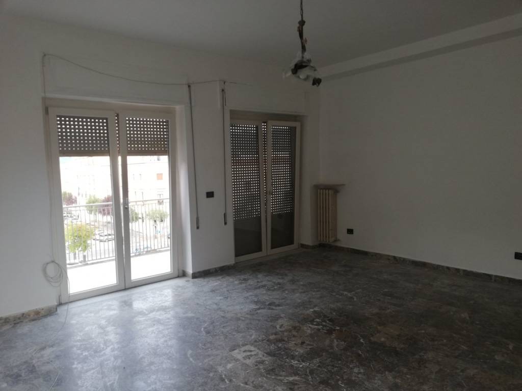 Appartamento a Cassino in Piazza Antonio Labriola - Foto 3