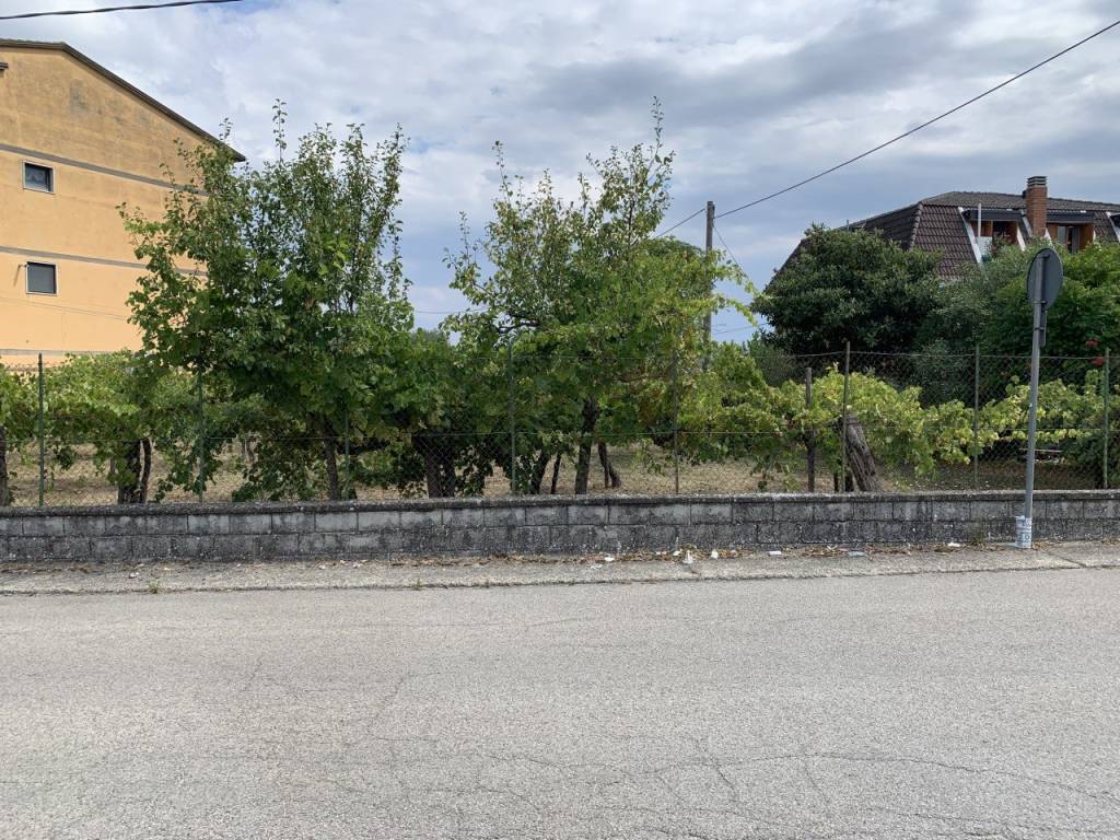 Terreno a Sant'angelo a cupolo in Via Giacomo Leopardi, 65 - Foto 2