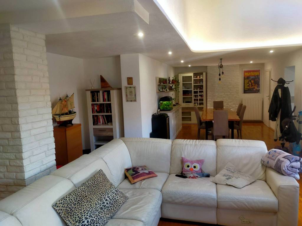 Appartamento a Borgomanero in Corso Roma - Foto 2