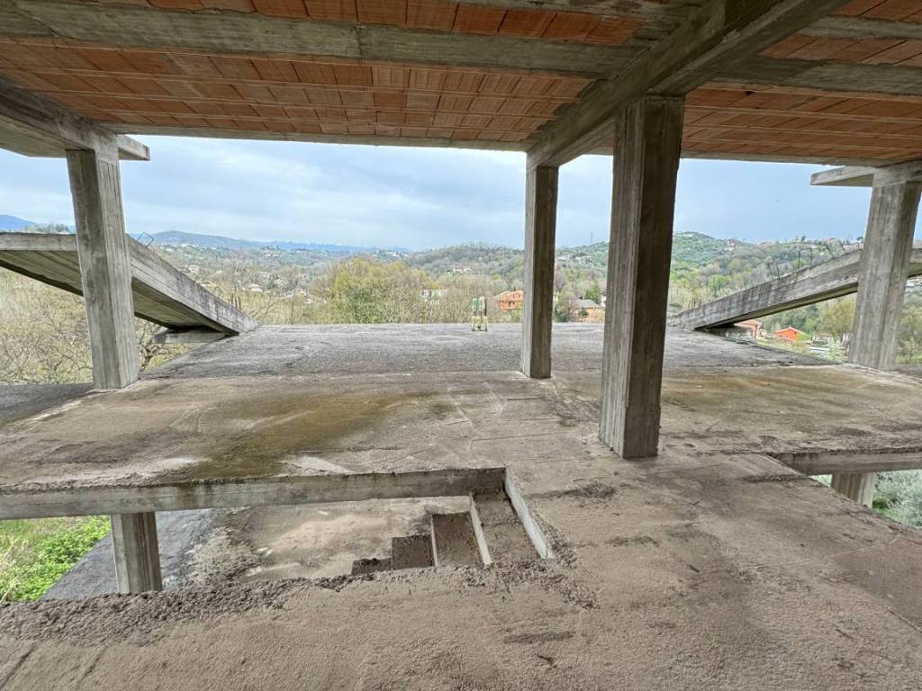 Rustico / casale a Frosinone in Via Colle Marte - Foto 3