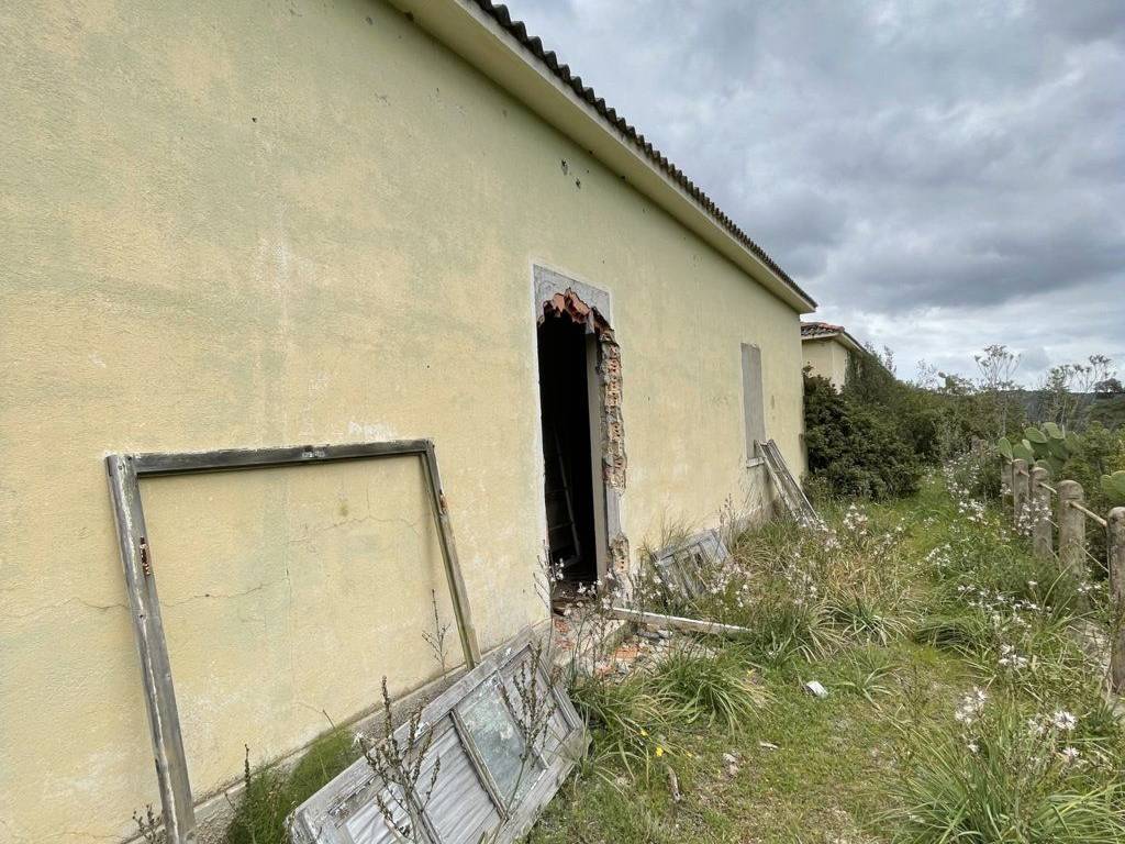 Palazzo / stabile a Villagrande strisaili - Foto 5