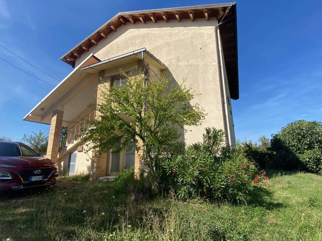Villa a Gualdo tadino in Strada di Morano San Giovanni - Foto 3