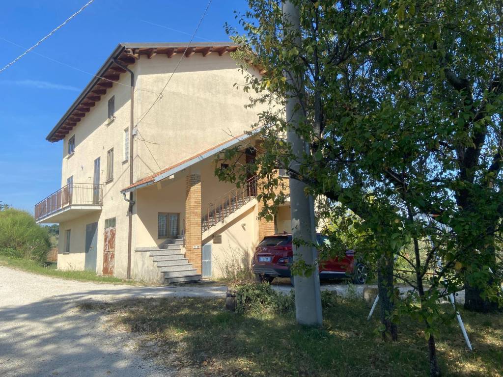Villa a Gualdo tadino in Strada di Morano San Giovanni - Foto 4