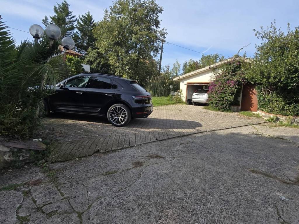 Villa a Ceccano in Via Peschieta, 7 - Foto 4