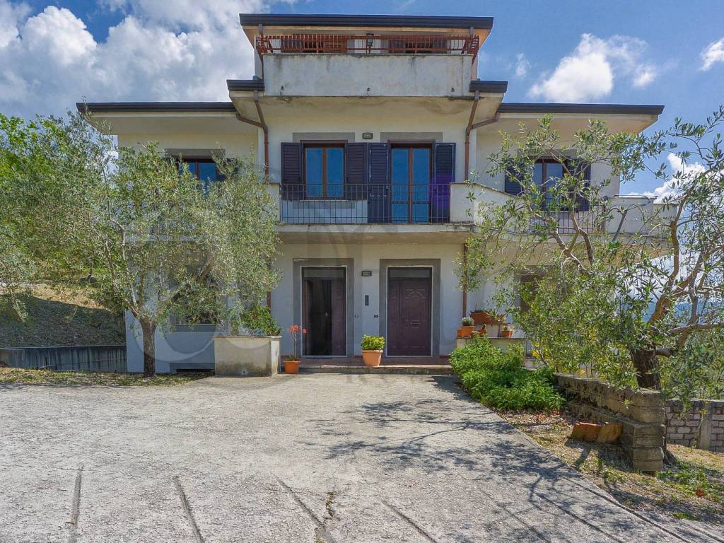 Villa a Sora in Via Cocorbito - Foto 4