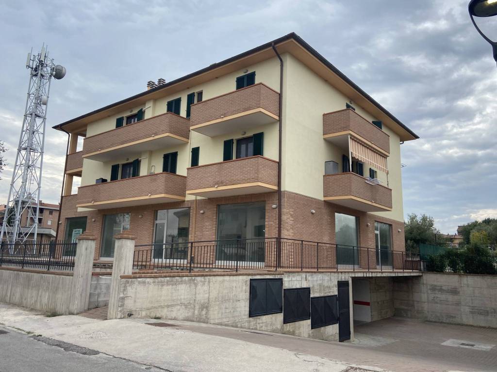 Immobile a Castiglione del lago in Via Vittorio Formentano - Foto 5