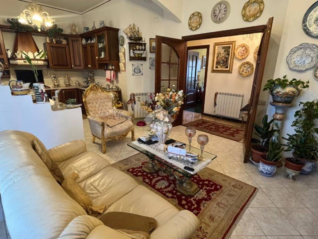 Appartamento a Albisola superiore in Corso Giuseppe Mazzini, 51 - Foto 3