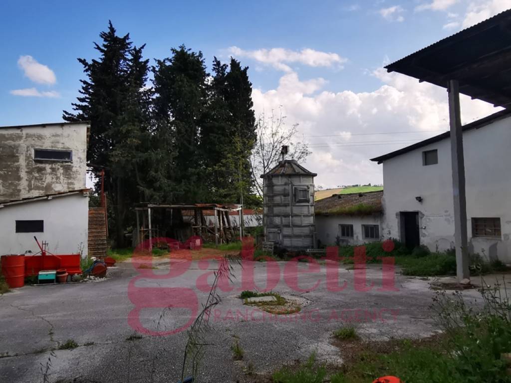 Immobile a Pollenza in Contrada piane di chienti - Foto 2