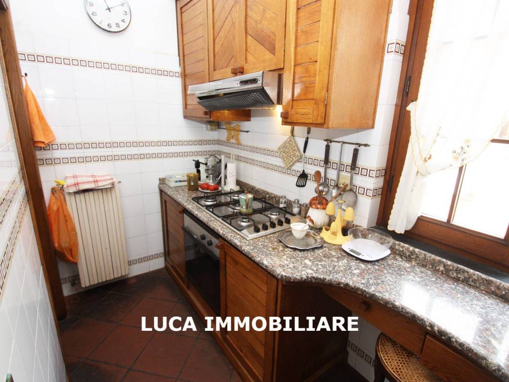 Villa a Buggiano in Via Ponte Buggianese, 53 - Foto 2