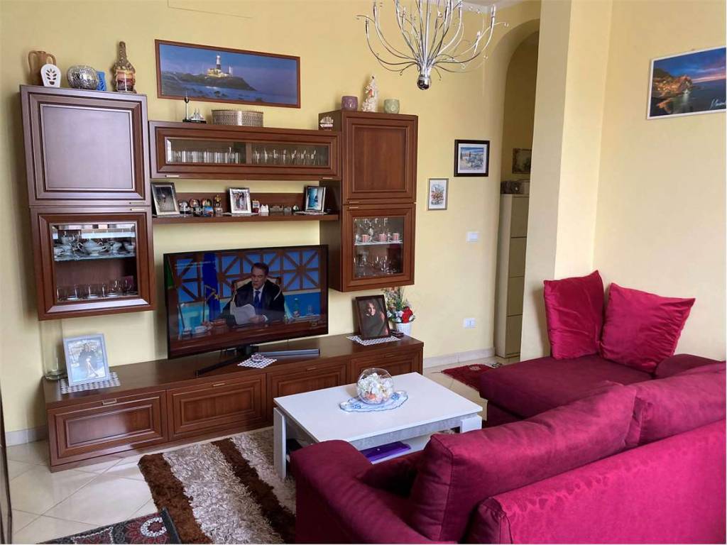 Appartamento a Albenga in Via Pieve di Teco - Foto 2
