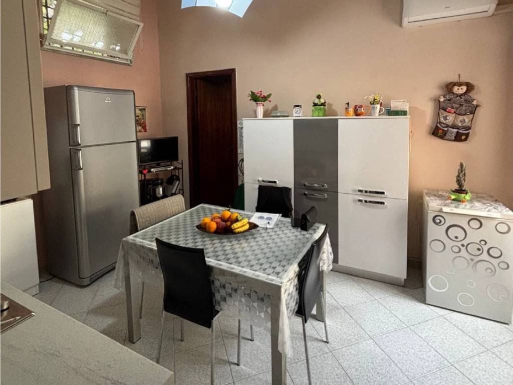 Appartamento a Santa maria capua vetere in Via R. d'Angiò, 63 - Foto 4