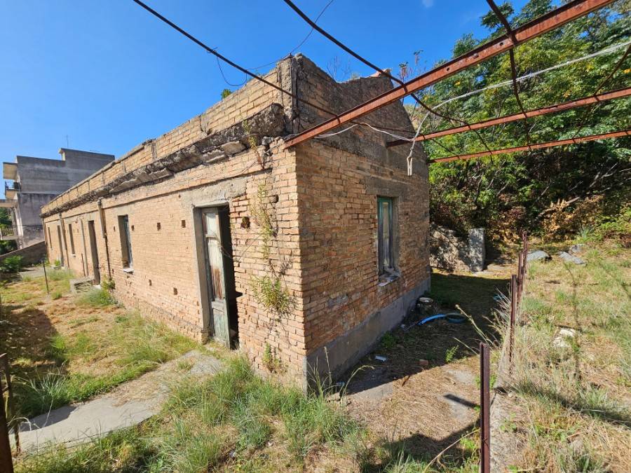 Villa a Reggio calabria in Via dei Monti, 253 - Foto 2