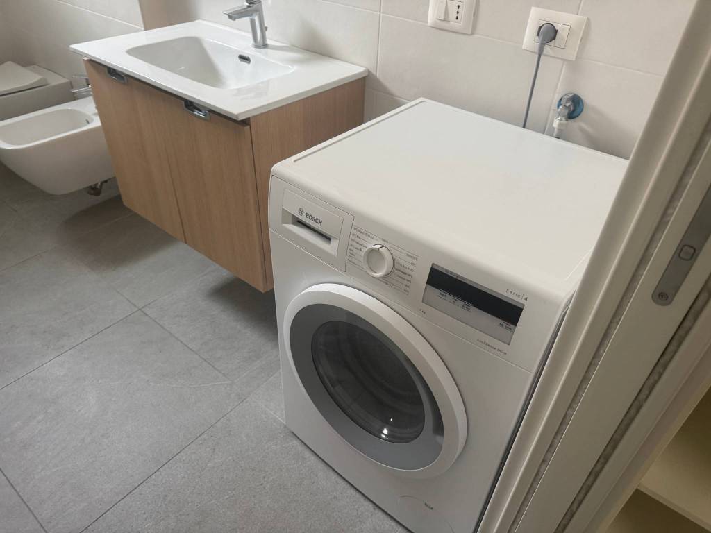 Appartamento a Parma in Via Carlo Cattaneo - Foto 2