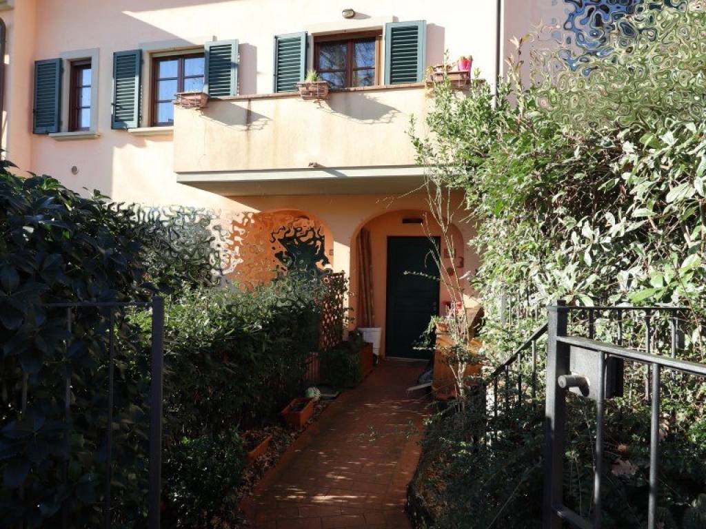 Villetta a schiera a Bucine in Via Martiri di Belfiore - Foto 4