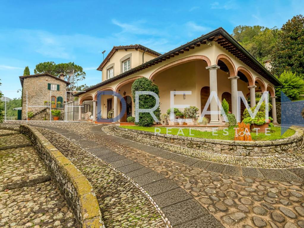 Villa a Bagni di lucca in Via Campiglia, 3 - Foto 4