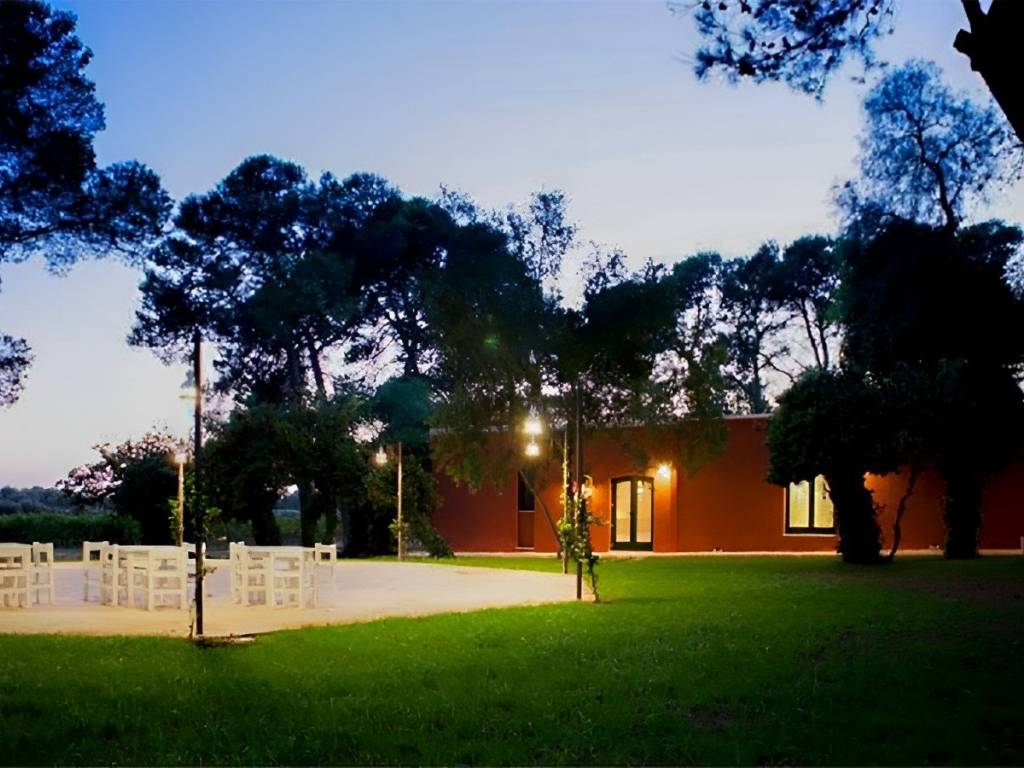 Palazzo / stabile a Francavilla fontana in Strada Provinciale Ceglie-Francavilla Fontana, 6 - Foto 4