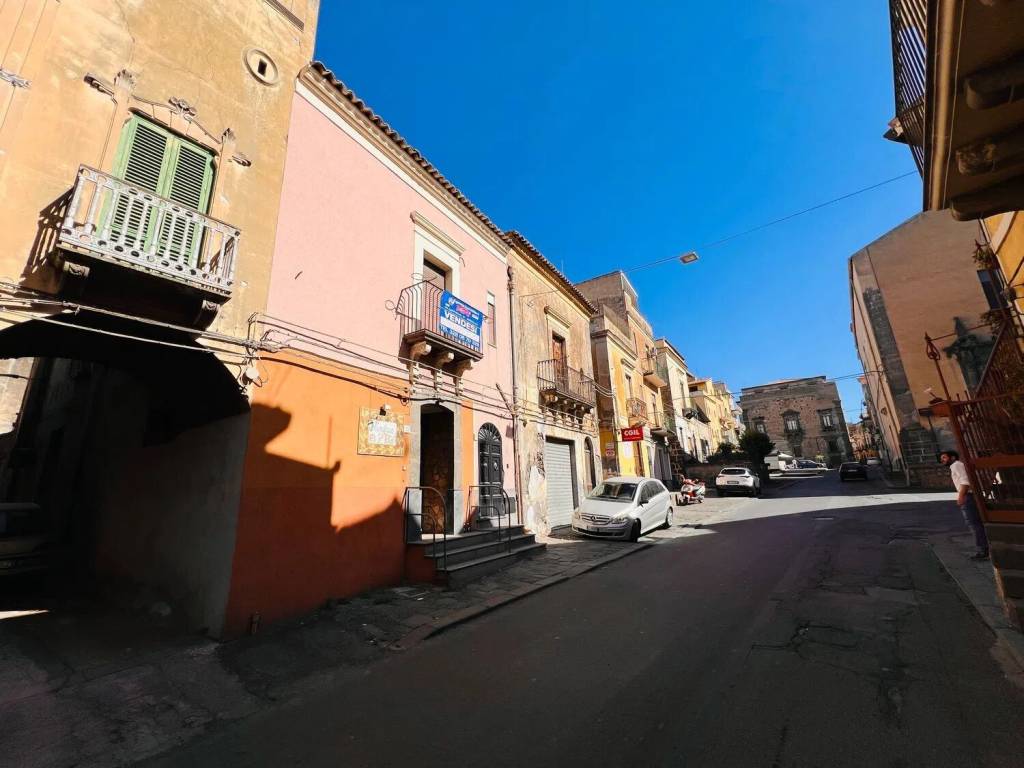 Villa a Adrano in Via Catena, 15 - Foto 4