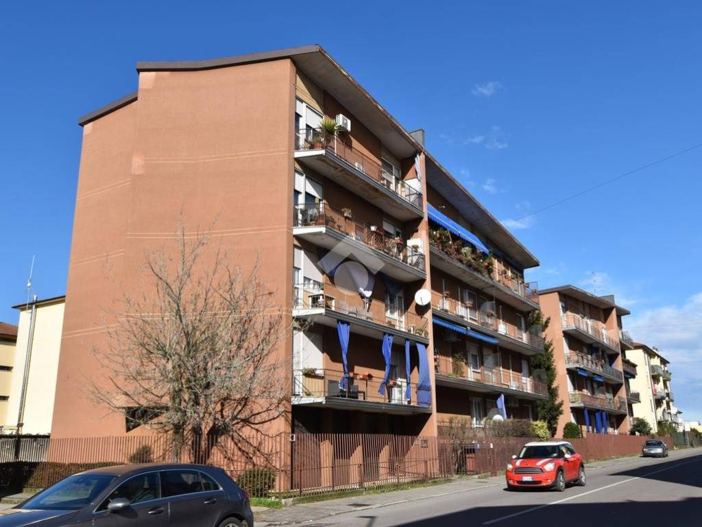 Appartamento a Pavia in Via umberto olevano, 136 - Foto 2