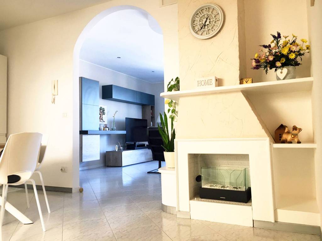 Appartamento a Bari in Corso Vittorio Emanuele, 154 - Foto 5