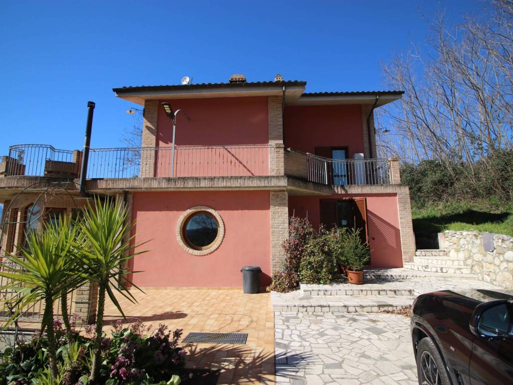 Villa a Tossicia in Case di Renzo - Foto 2