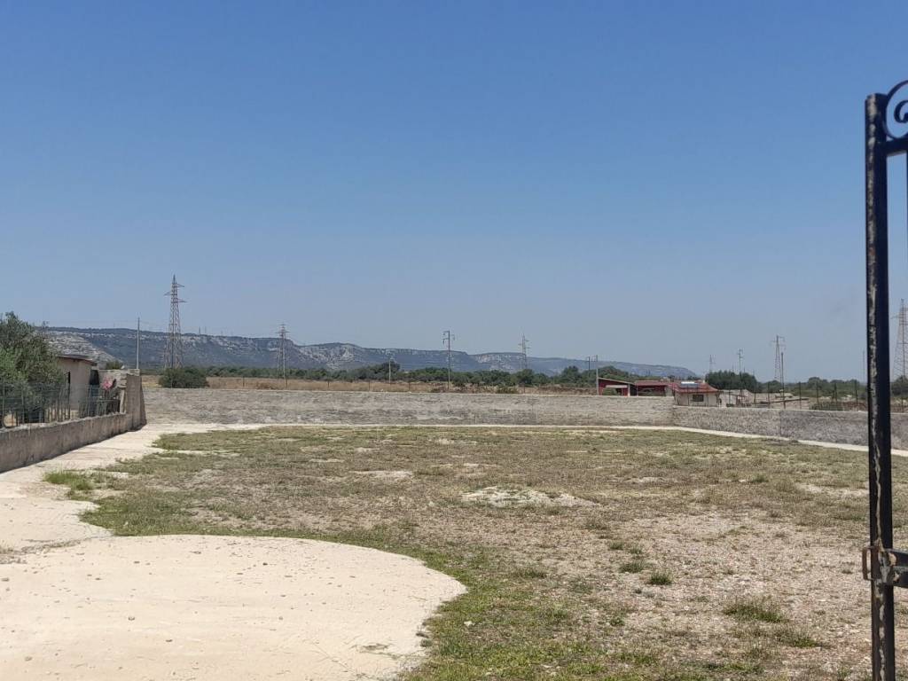 Terreno a Melilli in Viale Edoardo Garrone, 74 - Foto 5