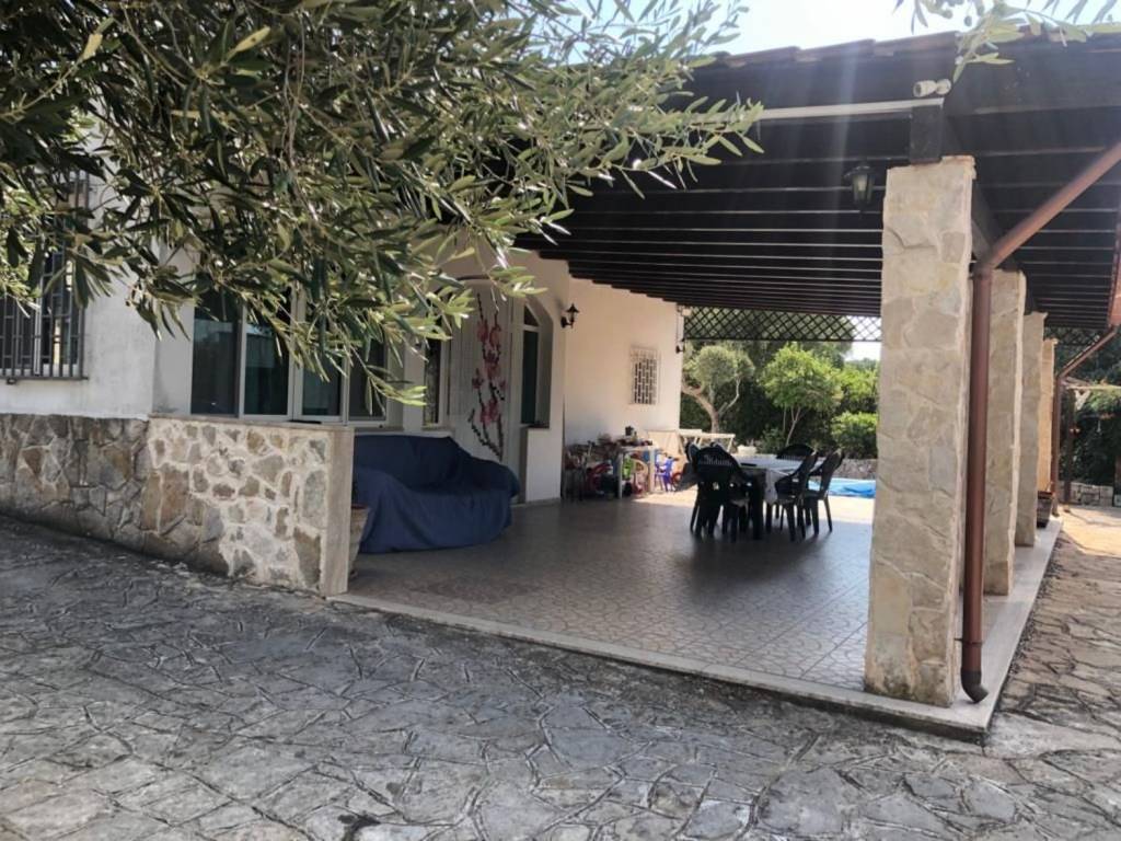 Villa a Ostuni in Contrada Sessana Piccola - Foto 2