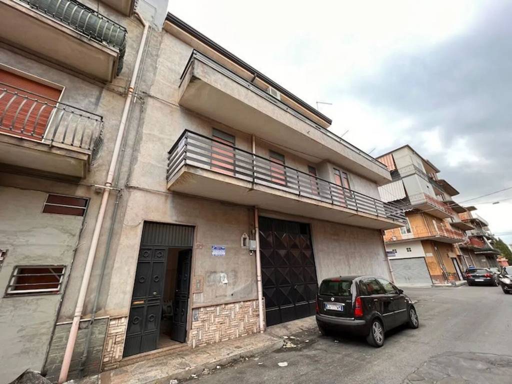 Villa a Adrano in Via Archeologica S.N.C. - Foto 3