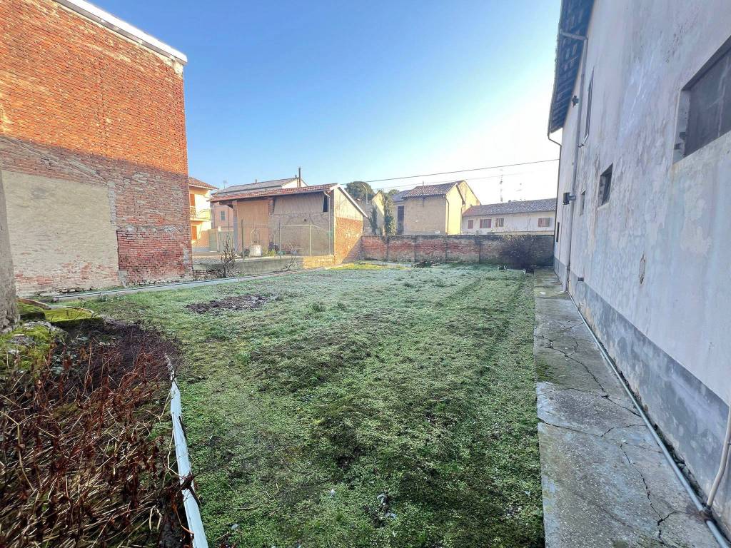 Casa indipendente a Crescentino in Strada Provinciale del Monferrato - Foto 4