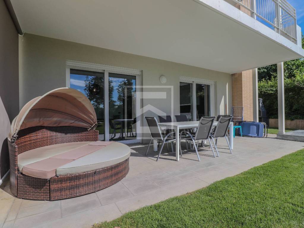 Appartamento a Sirmione in via Coorti Romane, 29 - Foto 3