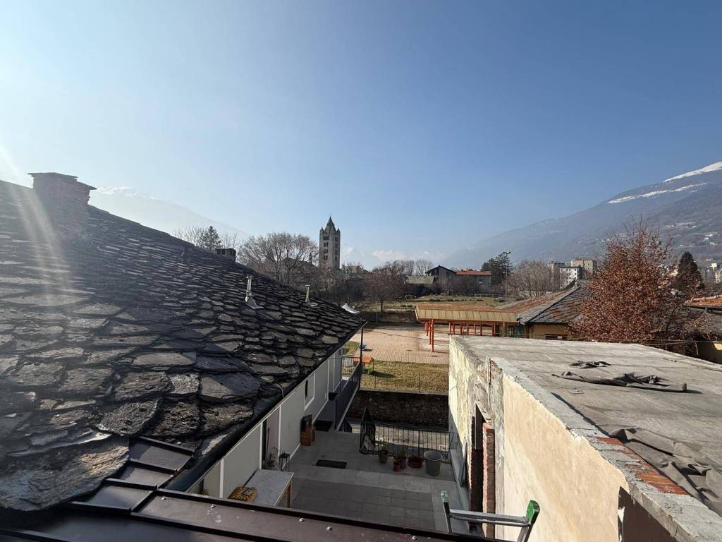 Attico / mansarda a Aosta in Via antica vetreria - Foto 5