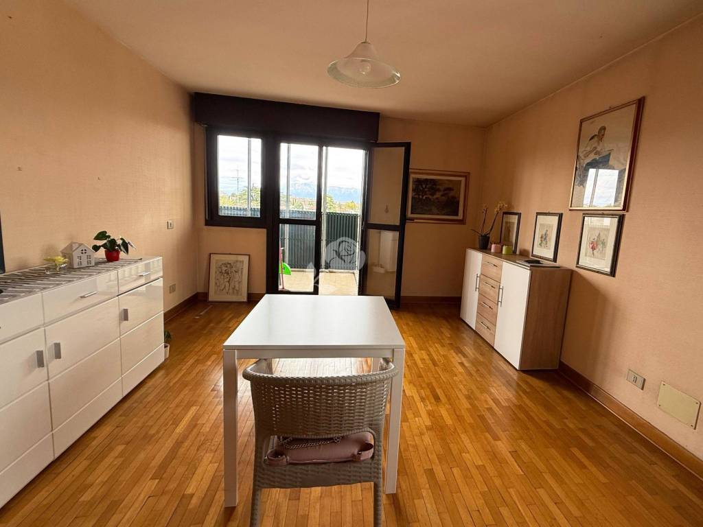 Appartamento a Udine in Via Antonio Caccia, 33 - Foto 2