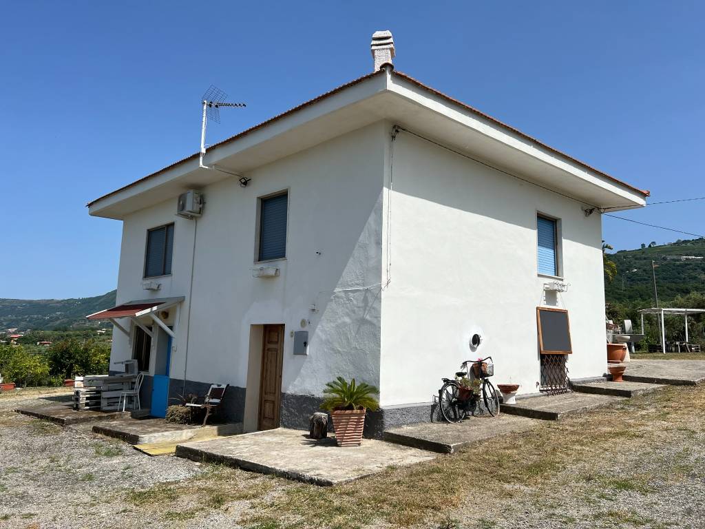 Rustico / casale a Vibo valentia in Via Iclea, 11 - Foto 2