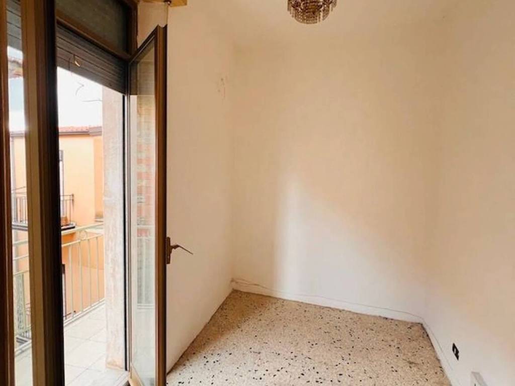 Appartamento a Adrano in Via Buglio S.N.C. - Foto 4