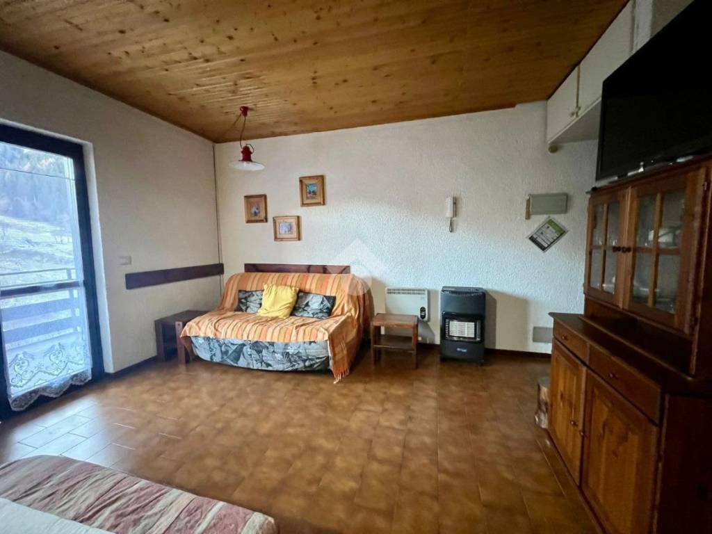 Appartamento a Vione in Via Adamello - Foto 2