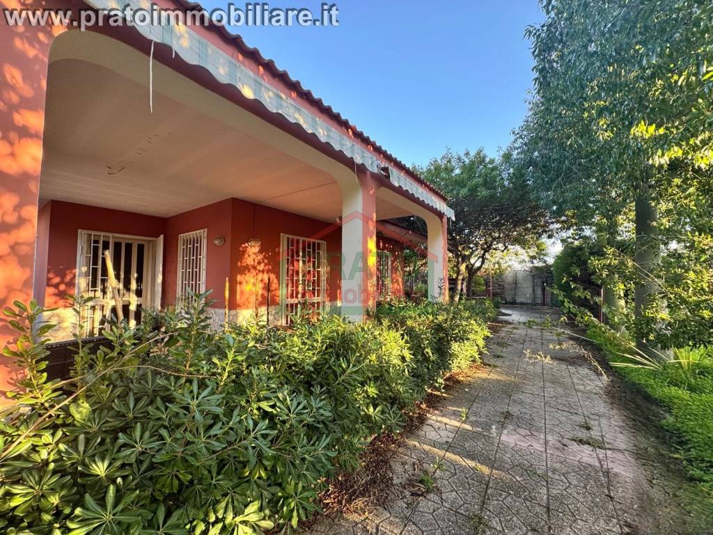 Villa a Squinzano in Via del Luccio, 55 - Foto 3