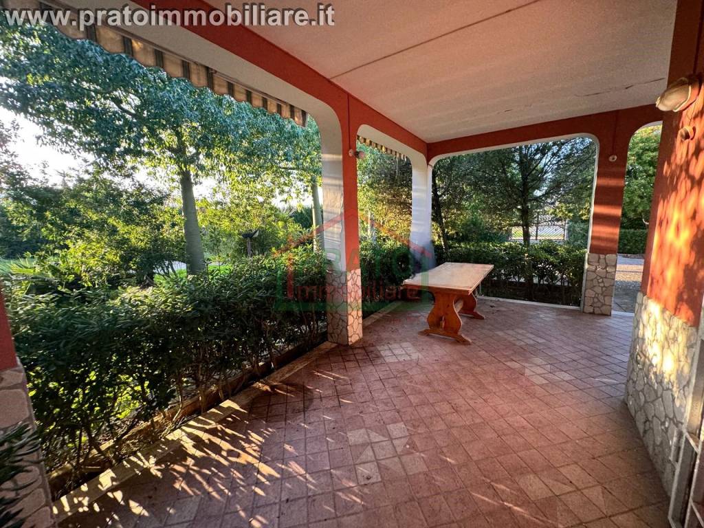 Villa a Squinzano in Via del Luccio, 55 - Foto 4