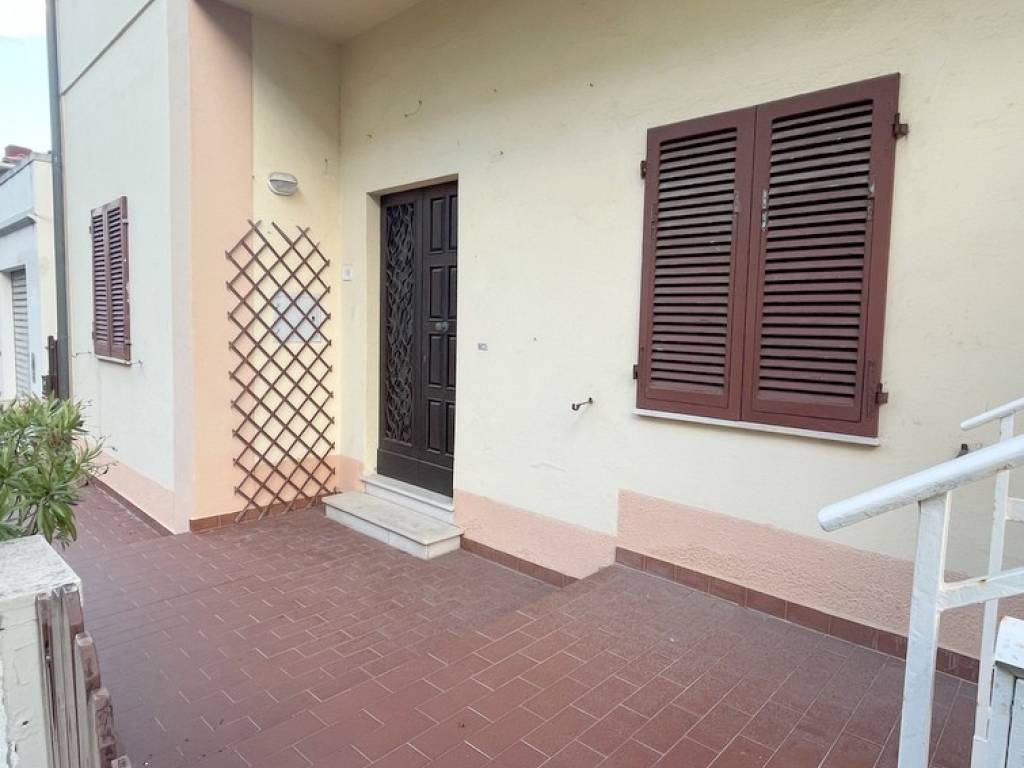 Appartamento a Rosignano marittimo in Via Trento - Foto 2