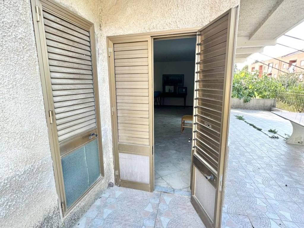 Villa a Palazzo adriano in Via Madonna dei Miracoli - Foto 4