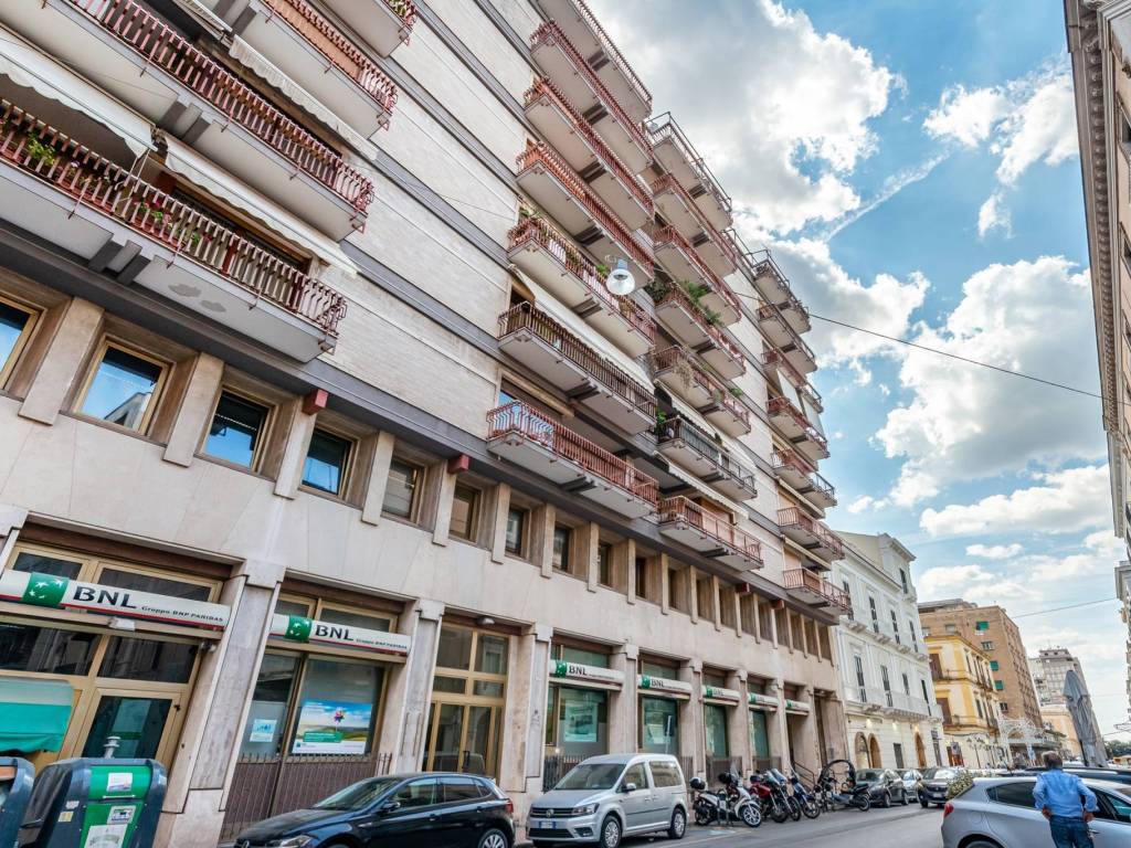 Appartamento a Taranto in Via Giuseppe De Cesare - Foto 2