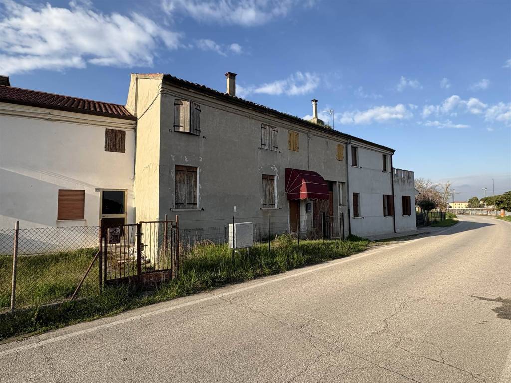Villetta a schiera a Costa di rovigo in Via Kennedy - Foto 2