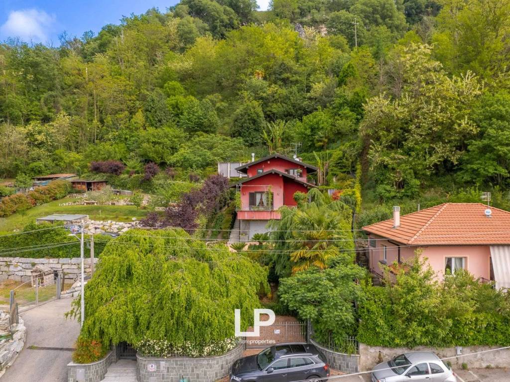 Villa a Cittiglio in Via Nazario Sauro, 27 - Foto 5