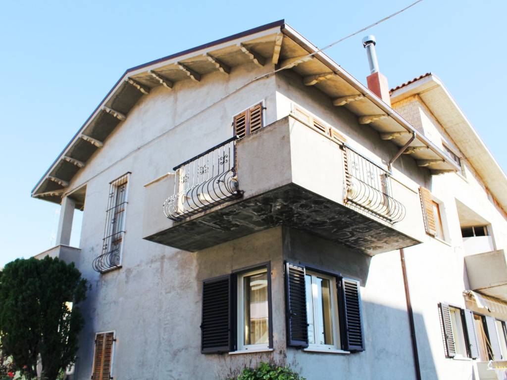 Villa a San salvo in Via Liquirizia - Foto 2