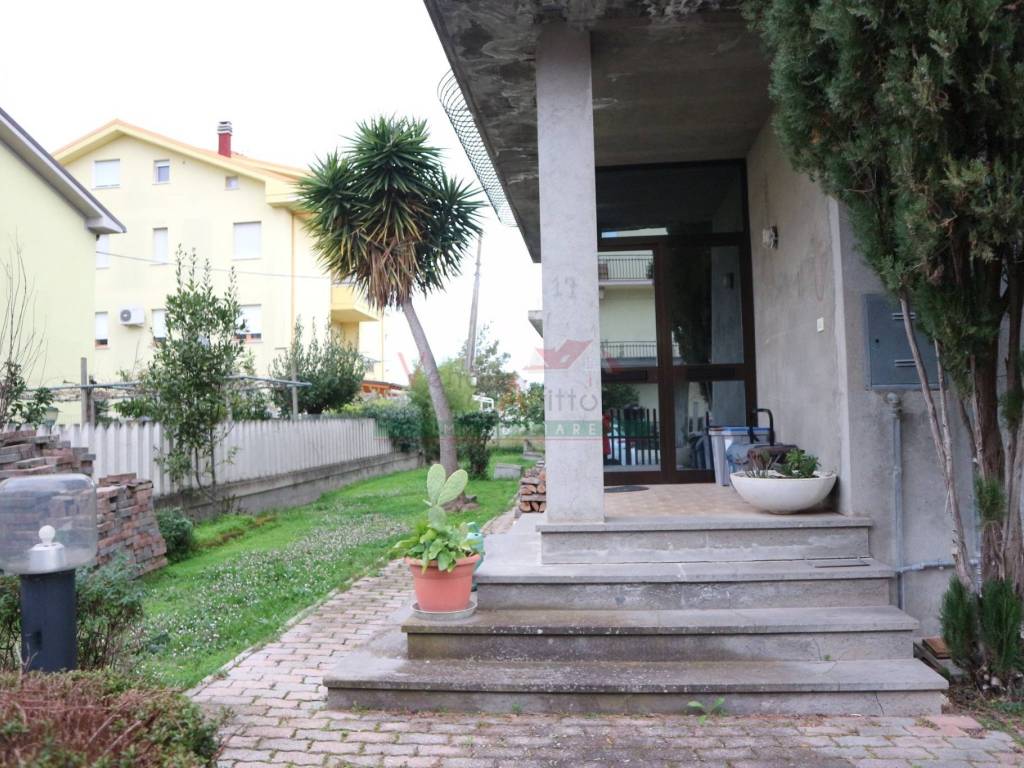 Villa a San salvo in Via Liquirizia - Foto 3
