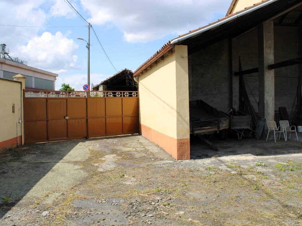 Rustico / casale a Pezzana in Via Guglielmo Marconi, 25 - Foto 5