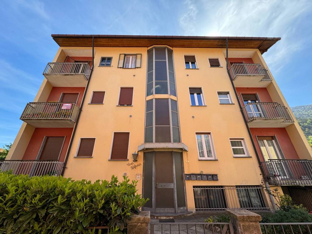 Appartamento a Cannobio in Via Ettore Petrolini, 3 - Foto 2