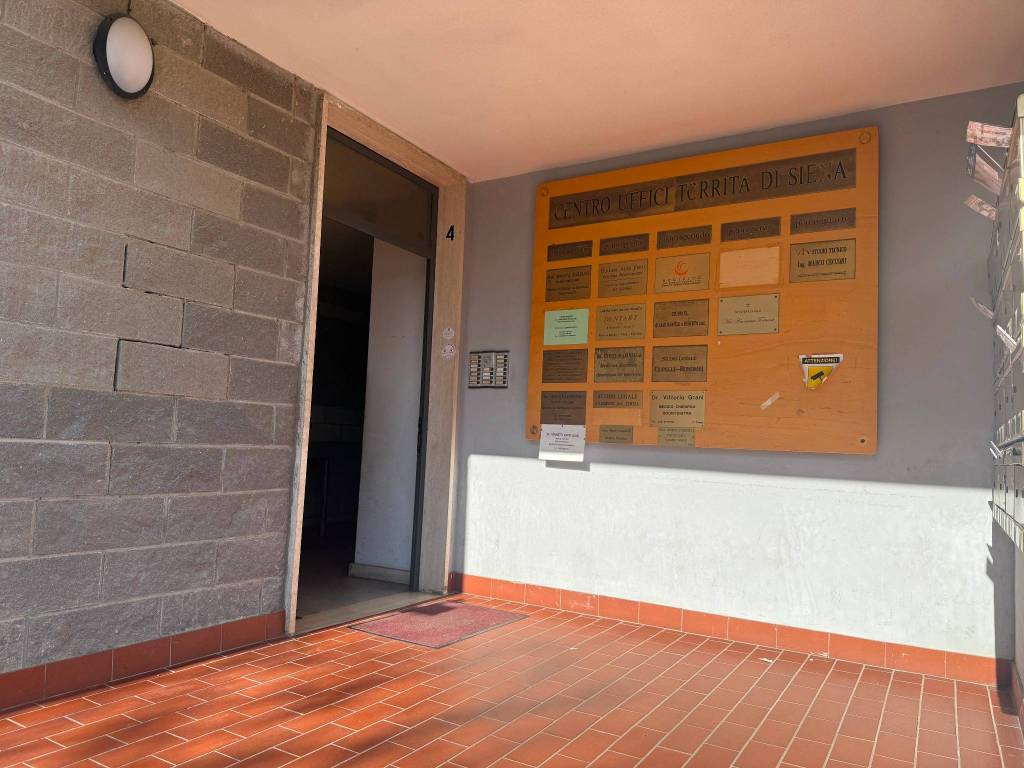 Immobile a Torrita di siena in Piazza Giulio Neri - Foto 3