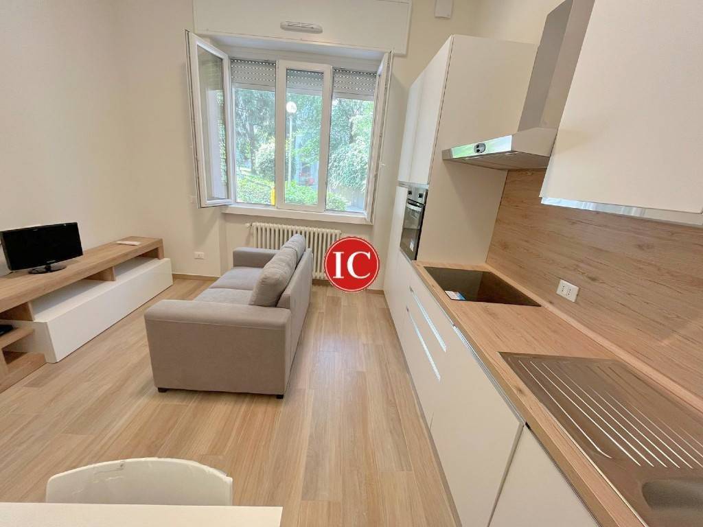 Appartamento a Lodi in Viale 4 Novembre, 21 - Foto 3