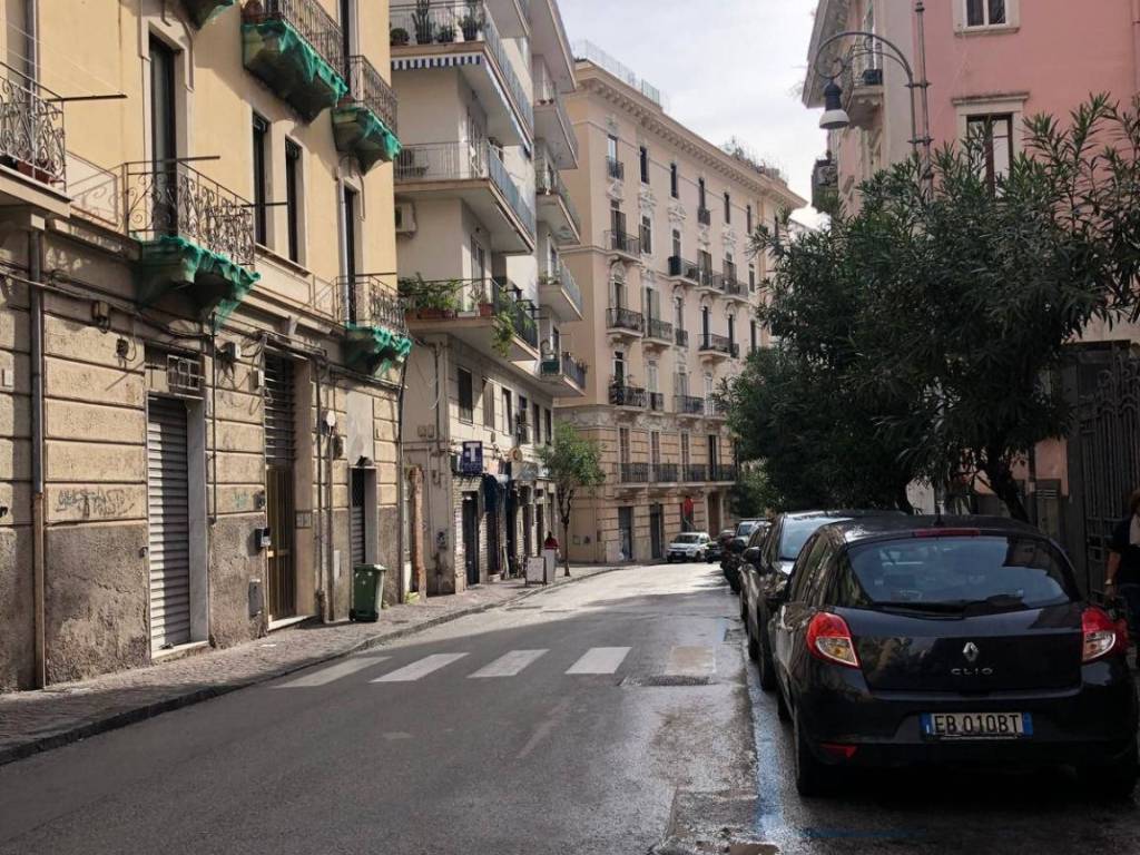 Box / garage a Salerno in Via Arce - Foto 3