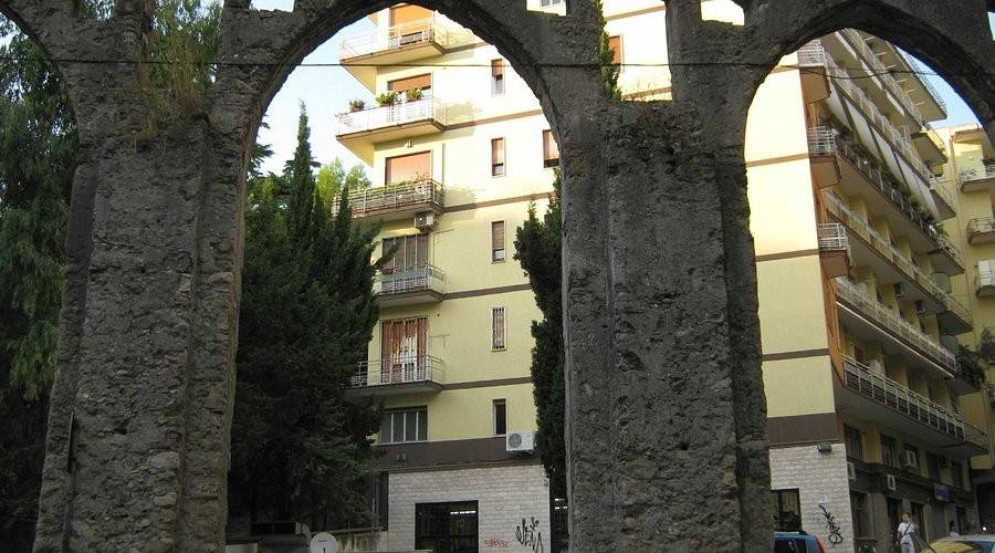 Box / garage a Salerno in Via Arce - Foto 4