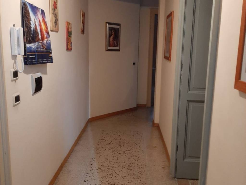 Appartamento a Reggio calabria in Via Gaspare del Fosso - Foto 3